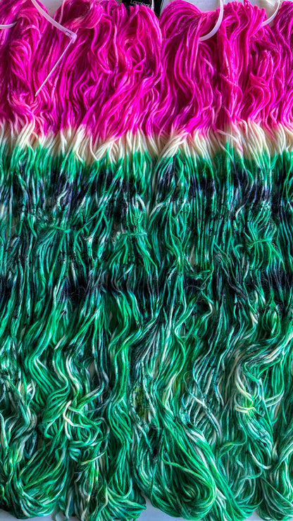 "Unlimited" Wicked Fashion Shawl/Lap Blanket Green